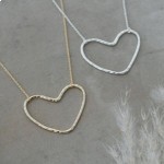 Glee Jewelry: Love Necklace