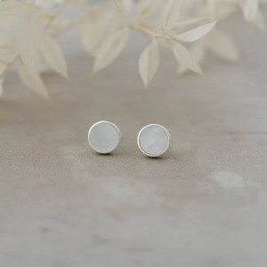 Alluring Earring Stud Silver