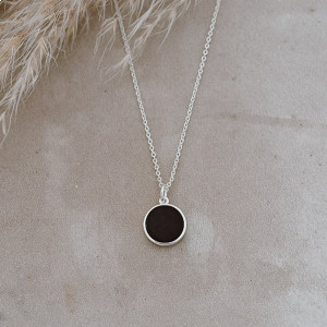 Glee Posh Onyx Necklace