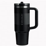 Stanley 30 oz Flip Straw Quencher | Black & Frost Fade