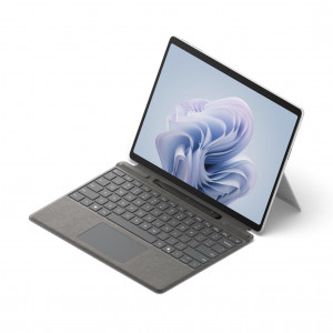 Microsoft Surface Pro Tablet 10 Ultra 7 32GB Ram 256GB SSD